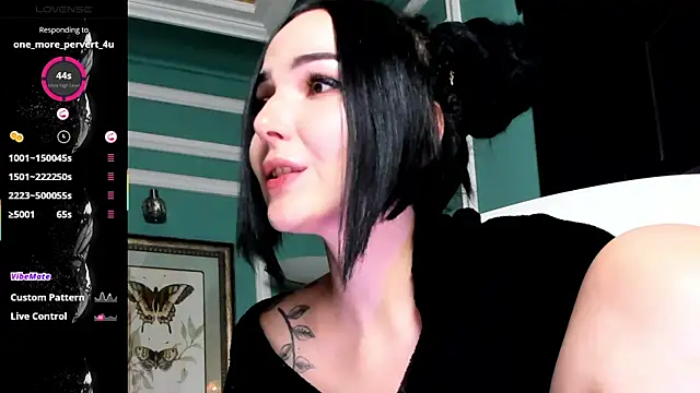 1Munique online show from March 2025 04:43:02 PM