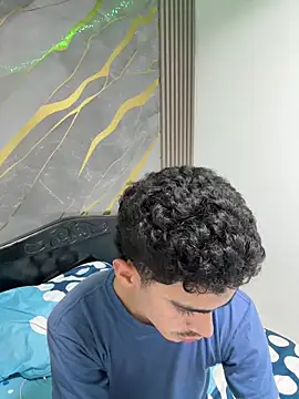 Snapshot of WildLogan chatting on February 2026 08:10:01 PM WildLogan online show from February 2026 08:10:01 PM