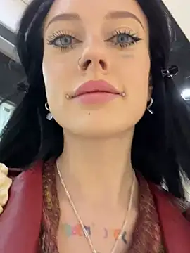 Melissa crazy online show from December 2024 03:00:02 PM