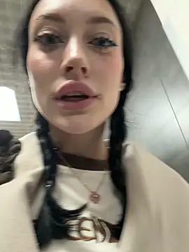 Melissa crazy online show from March 2026 04:14:01 PM