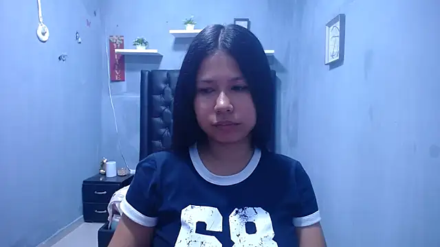 Letty Plugxo online show from March 2026 01:06:02 PM