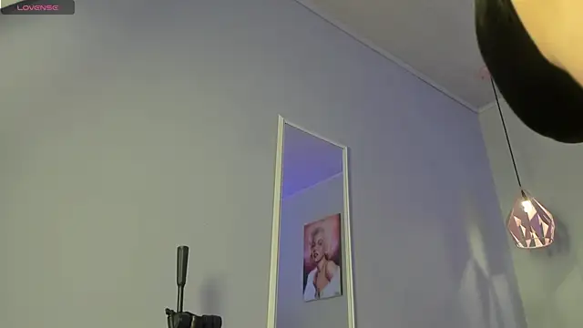 ScarletGV online show from March 2026 04:24:02 AM