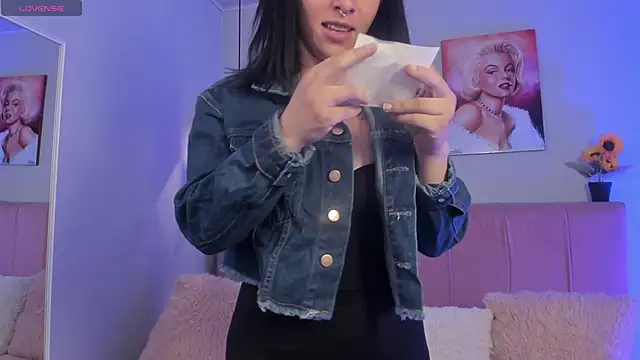 ScarletGV online show from May 2026 05:21:02 PM