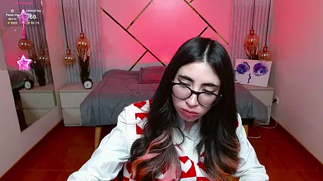 LenaRoses online show from June 2026 08:25:02 PM