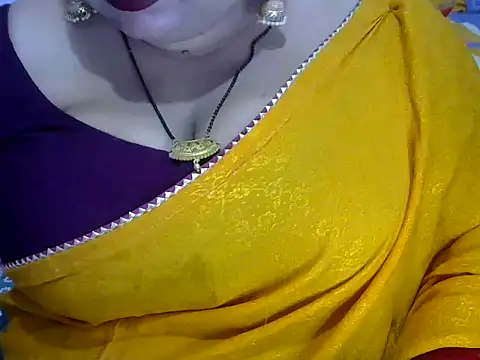 Snapshot of dramebaz_queen chatting on May 2026 05:54:02 PM dramebaz queen online show from May 2026 05:54:02 PM