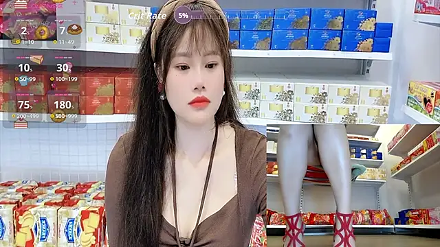 Snapshot of _7Eleven_ chatting on June 2026 02:15:02 PM 7Eleven online show from June 2026 02:15:02 PM
