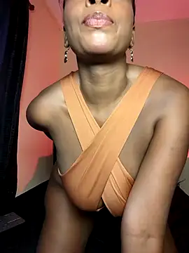 HanaThompson online show from December 2024 04:14:02 PM