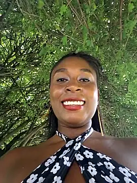 HanaThompson online show from March 2025 07:06:02 PM