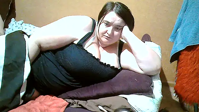 Snapshot of Liluboobs chatting on February 2025 07:53:01 PM Liluboobs online show from February 2025 07:53:01 PM