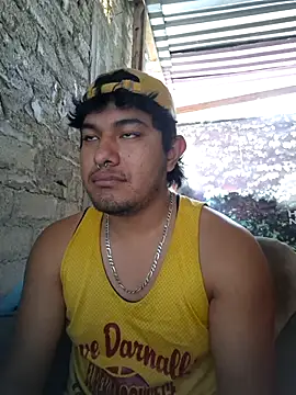 GusssHOT online show from April 2026 03:49:01 PM