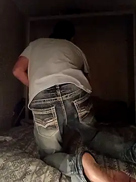 lRainbowBoy online show from November 2025 01:28:01 AM