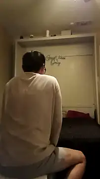 lRainbowBoy online show from April 2026 10:07:01 PM