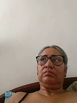 Snapshot of _candi chatting on May 2026 06:20:01 PM candi online show from May 2026 06:20:01 PM