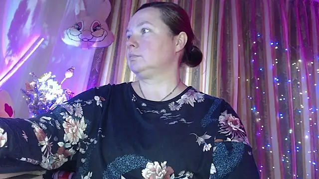 Snapshot of amorelara chatting on July 2026 11:45:02 AM amorelara online show from July 2026 11:45:02 AM