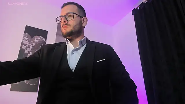 Snapshot of Jerry_hot1 chatting on February 2026 01:43:02 AM Jerry hot1 online show from February 2026 01:43:02 AM