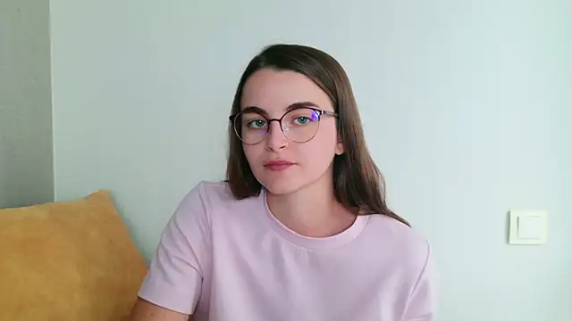 Snapshot of Miss_Arwen chatting on July 2026 01:17:02 PM Miss Arwen online show from July 2026 01:17:02 PM