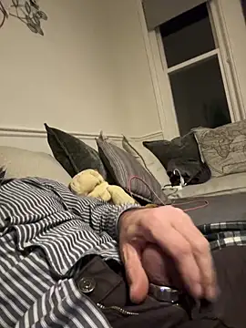 Snapshot of Shyboy817 chatting on February 2026 02:08:02 AM Shyboy817 online show from February 2026 02:08:02 AM