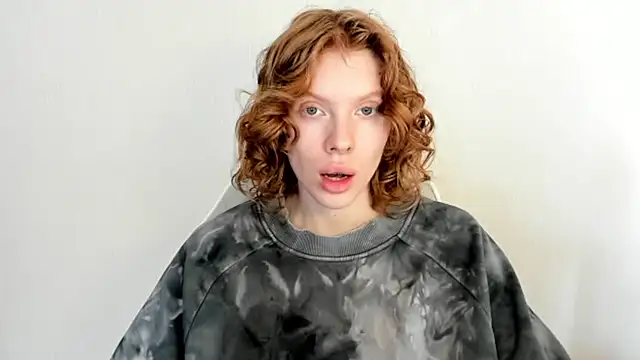 StellaDavis online show from December 2025 08:08:01 AM