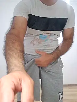 Snapshot of takcikarr chatting on June 2026 05:43:02 PM takcikarr online show from June 2026 05:43:02 PM