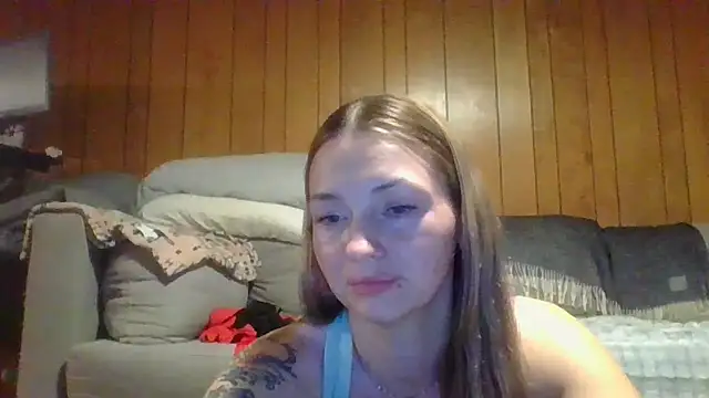 Snapshot of MaggieMayI89 chatting on January 2026 03:11:02 AM MaggieMayI89 online show from January 2026 03:11:02 AM