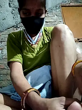 Snapshot of Anushka_Ji chatting on January 2025 04:35:01 PM Anushka Ji online show from January 2025 04:35:01 PM