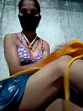 Snapshot of Anushka_Ji chatting on February 2025 04:53:01 PM Anushka Ji online show from February 2025 04:53:01 PM