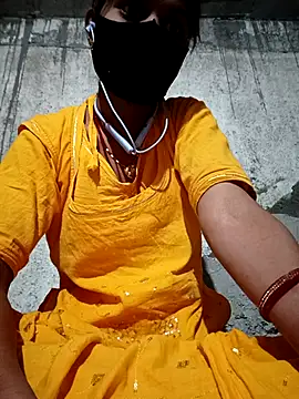 Snapshot of Anushka_Ji chatting on March 2025 04:49:01 PM Anushka Ji online show from March 2025 04:49:01 PM