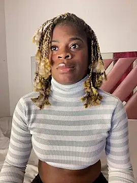 Snapshot of Tamara_Lubezkii chatting on February 2025 06:15:02 PM Tamara Lubezkii online show from February 2025 06:15:02 PM