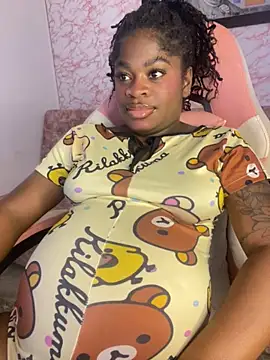 Snapshot of Tamara_Lubezkii chatting on October 2025 08:05:02 PM Tamara Lubezkii online show from October 2025 08:05:02 PM