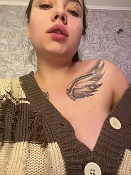 Snapshot of Vikki_toriya chatting on January 2025 11:21:02 PM Vikki toriya online show from January 2025 11:21:02 PM