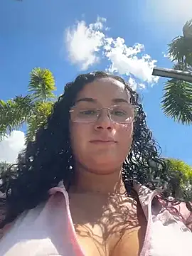 Electra doll  online show from November 2025 05:24:02 PM