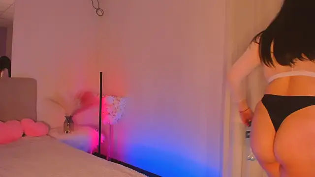 SelenaaSky online show from March 2025 03:39:01 PM