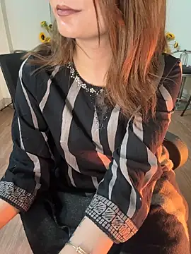 Snapshot of Jen_jennyy1 chatting on March 2025 02:43:02 PM Jen jennyy1 online show from March 2025 02:43:02 PM