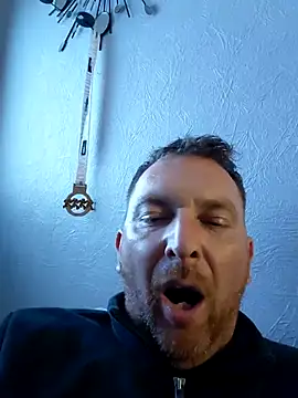 Snapshot of Au_plaisir_des_femmes chatting on July 2026 09:54:02 PM Au plaisir des femmes online show from July 2026 09:54:02 PM