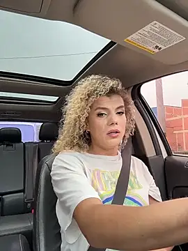 Georgiafox online show from October 2025 06:07:01 PM