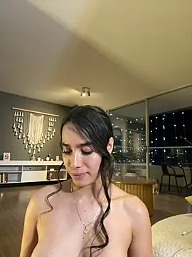 Irish Collins online show from December 2024 01:04:02 AM