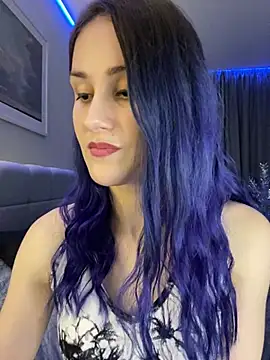 Snapshot of Erotic_Synth_Goddess chatting on January 2025 06:21:01 PM Erotic Synth Goddess online show from January 2025 06:21:01 PM