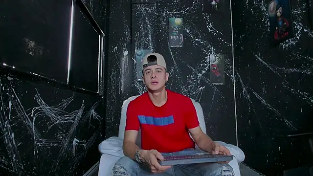 Snapshot of JuniorMorris_ chatting on September 2025 08:54:01 PM JuniorMorris online show from September 2025 08:54:01 PM