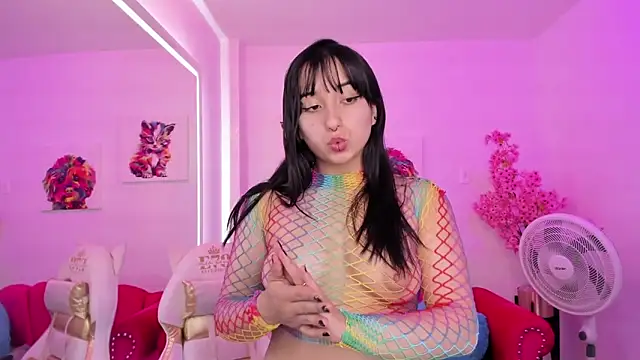 Snapshot of Miss_dolly_ chatting on December 2024 01:01:02 PM Miss dolly  online show from December 2024 01:01:02 PM