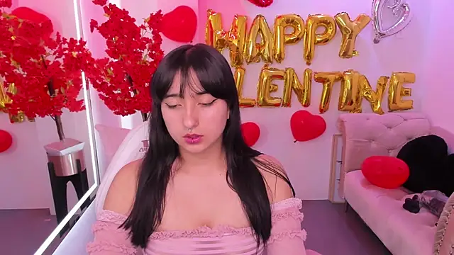 Snapshot of Miss_dolly_ chatting on February 2025 03:15:02 AM Miss dolly  online show from February 2025 03:15:02 AM