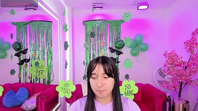 Snapshot of Miss_dolly_ chatting on March 2025 12:25:02 PM Miss dolly  online show from March 2025 12:25:02 PM