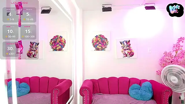 Miss dolly  online show from November 2025 11:53:01 AM