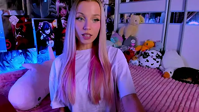 Cute  Pony online show from December 2024 09:30:02 PM