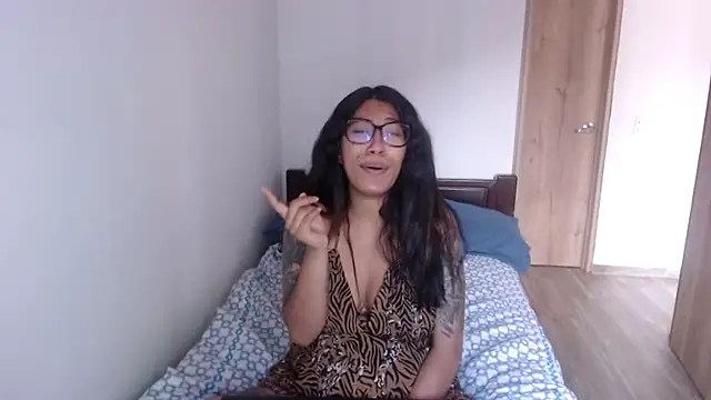 Snapshot of sofia_rosse4 chatting on February 2025 08:47:01 PM sofia rosse4 online show from February 2025 08:47:01 PM