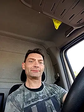 corty83 online show from April 2026 09:04:01 AM