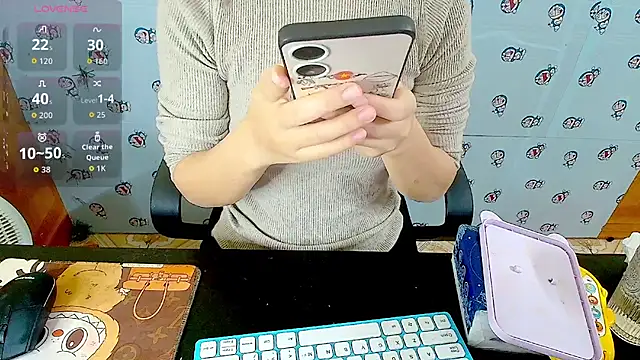 Snapshot of __Saphia__ chatting on December 2025 12:49:02 AM Saphia online show from December 2025 12:49:02 AM