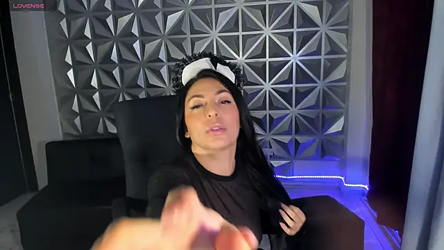 Snapshot of yourmagic_venus chatting on October 2025 10:43:02 PM yourmagic venus online show from October 2025 10:43:02 PM