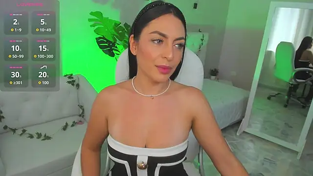 yourmagic venus online show from May 2026 09:56:02 PM