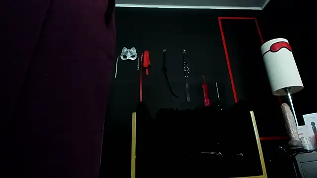 CharlotteScotte online show from January 2026 12:00:01 PM