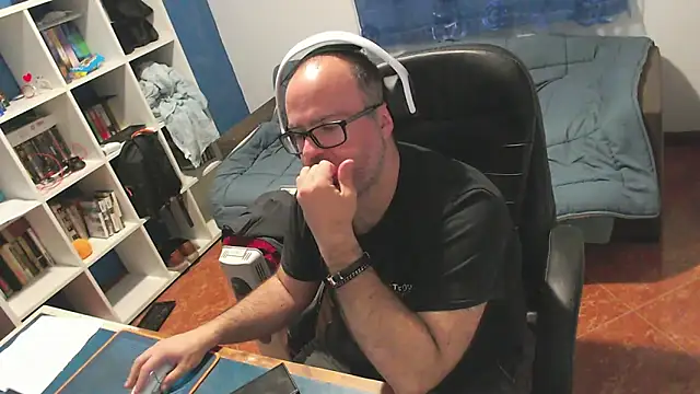 ravingr4d4 online show from March 2026 08:42:01 PM